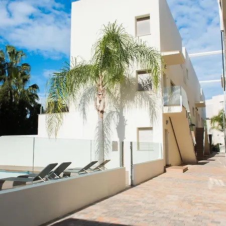 Marina B3 Apartment *